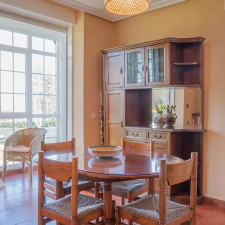 度假居 Avg Estanco 252